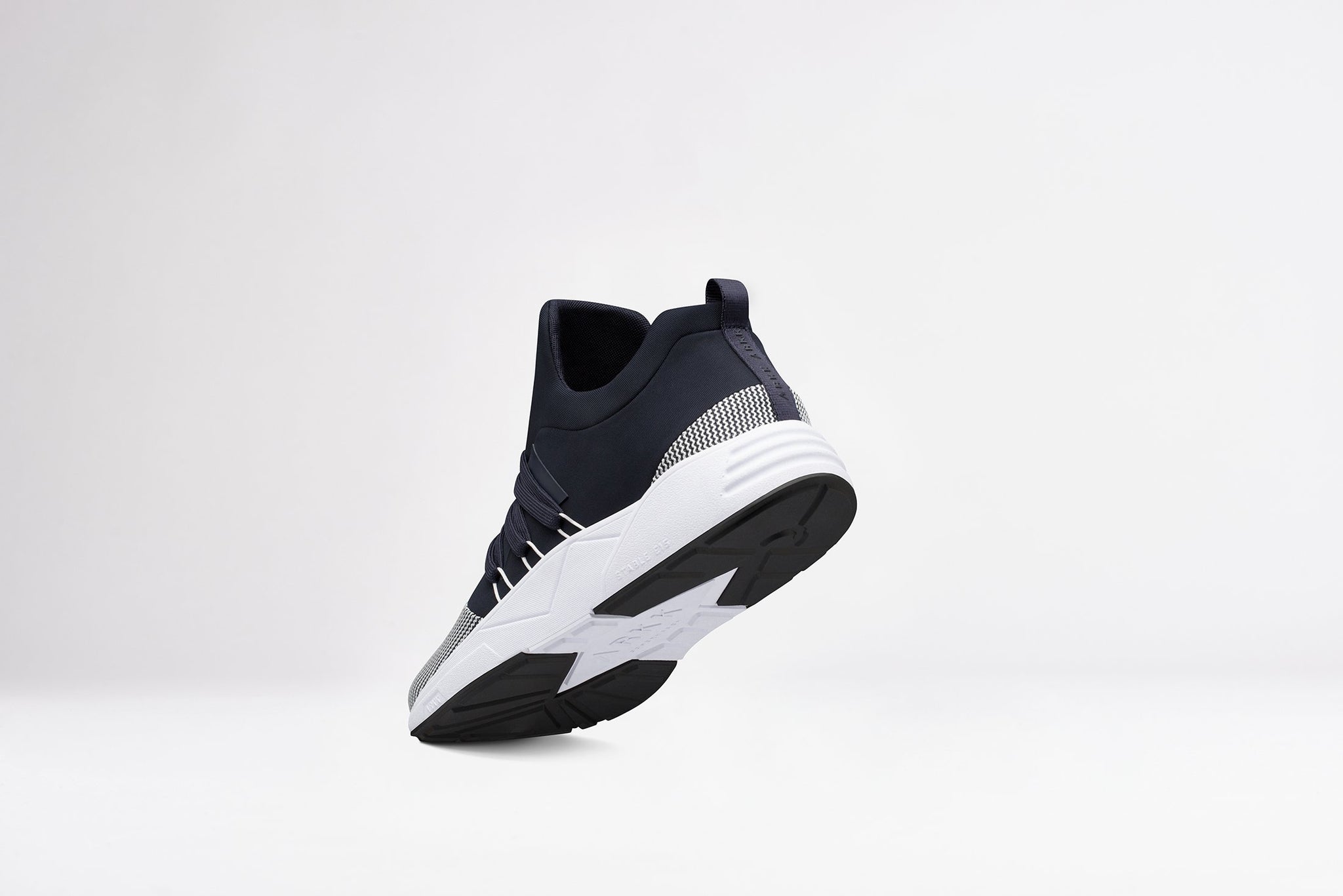 ARKK Copenhagen - Iconic Line Raven Mesh S-E15 Midnight White-MEN Raven Midnight