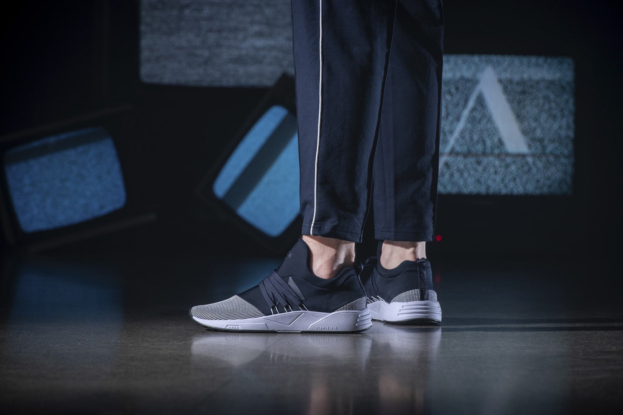 ARKK Copenhagen - Iconic Line Raven Mesh S-E15 Midnight White-MEN Raven Midnight