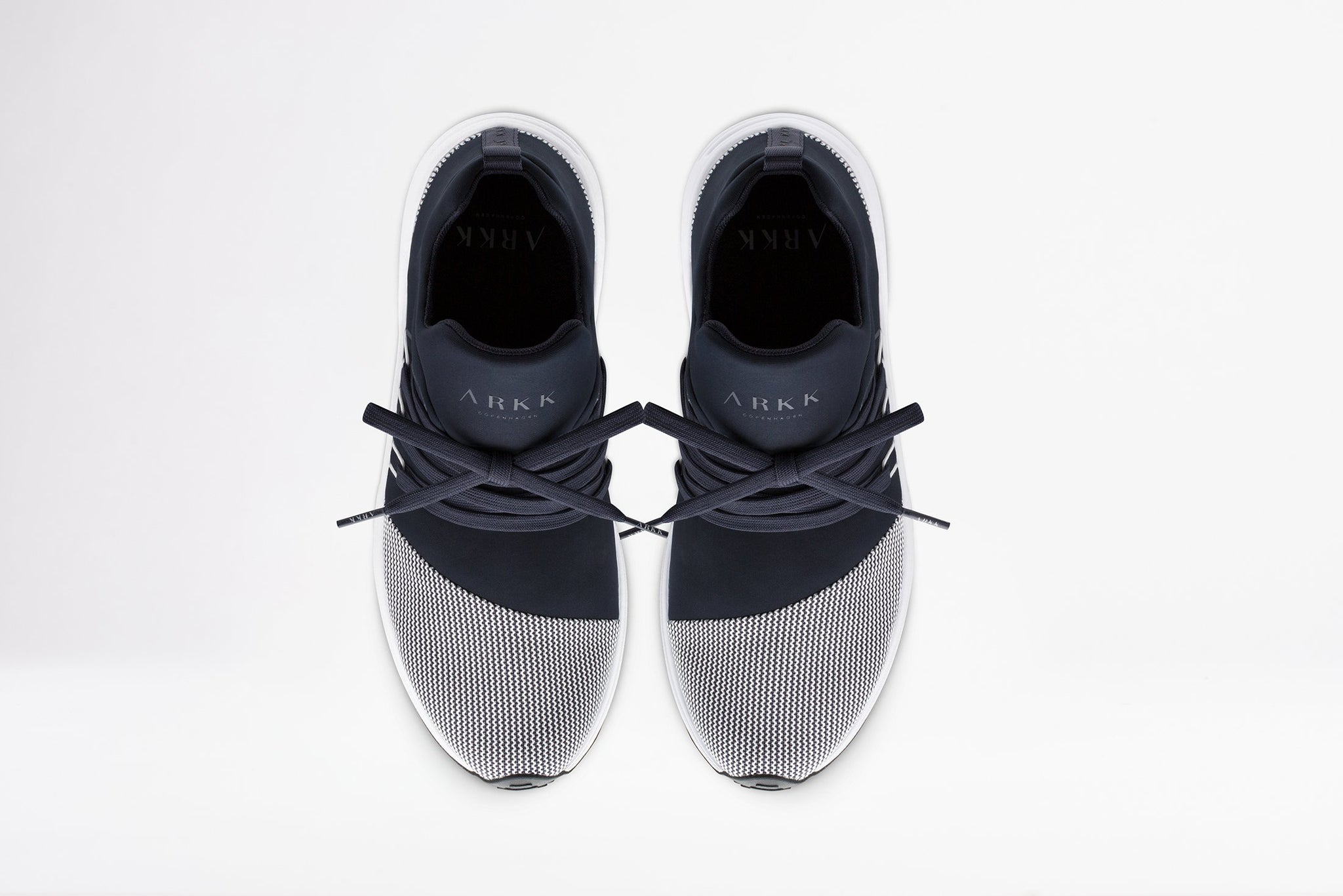 ARKK Copenhagen - Iconic Line Raven Mesh S-E15 Midnight White-WOMEN Raven Midnight