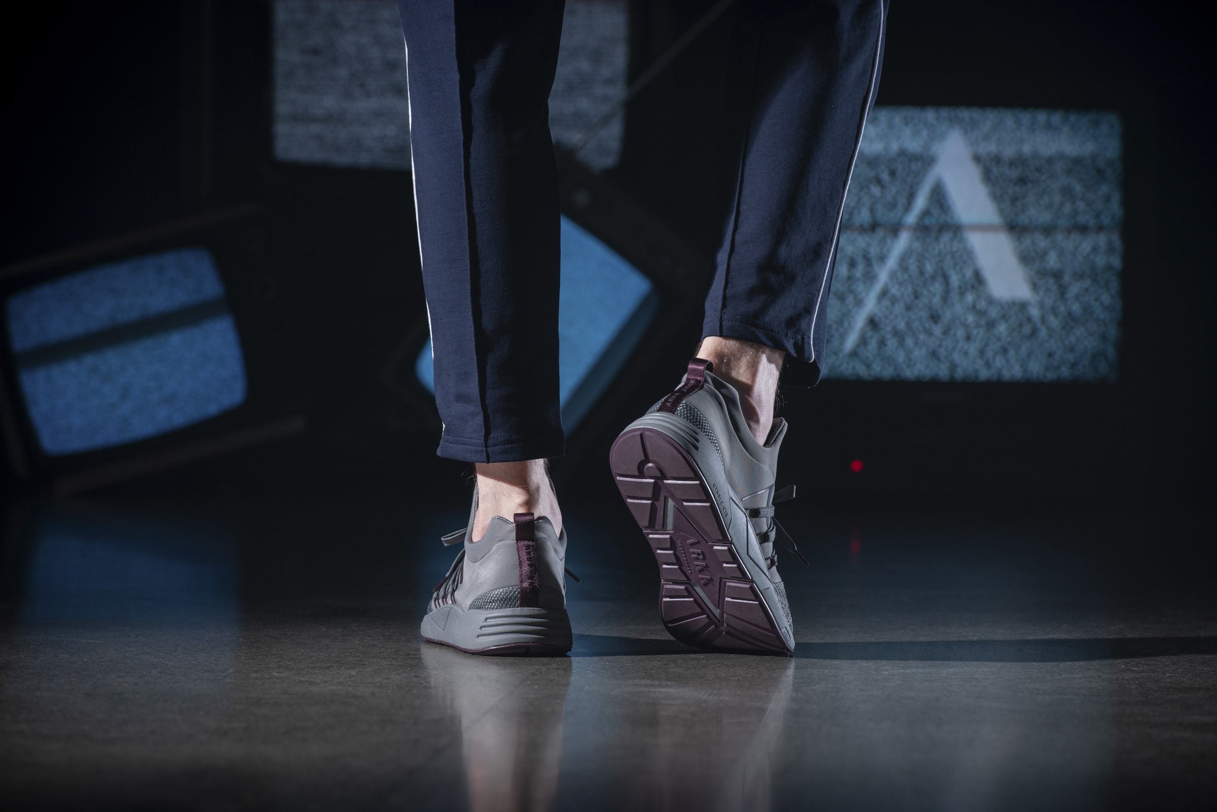 ARKK Copenhagen - Essential Line Raven Mesh S-E15 Titanium Dark Bordeaux-MEN Raven Titanium