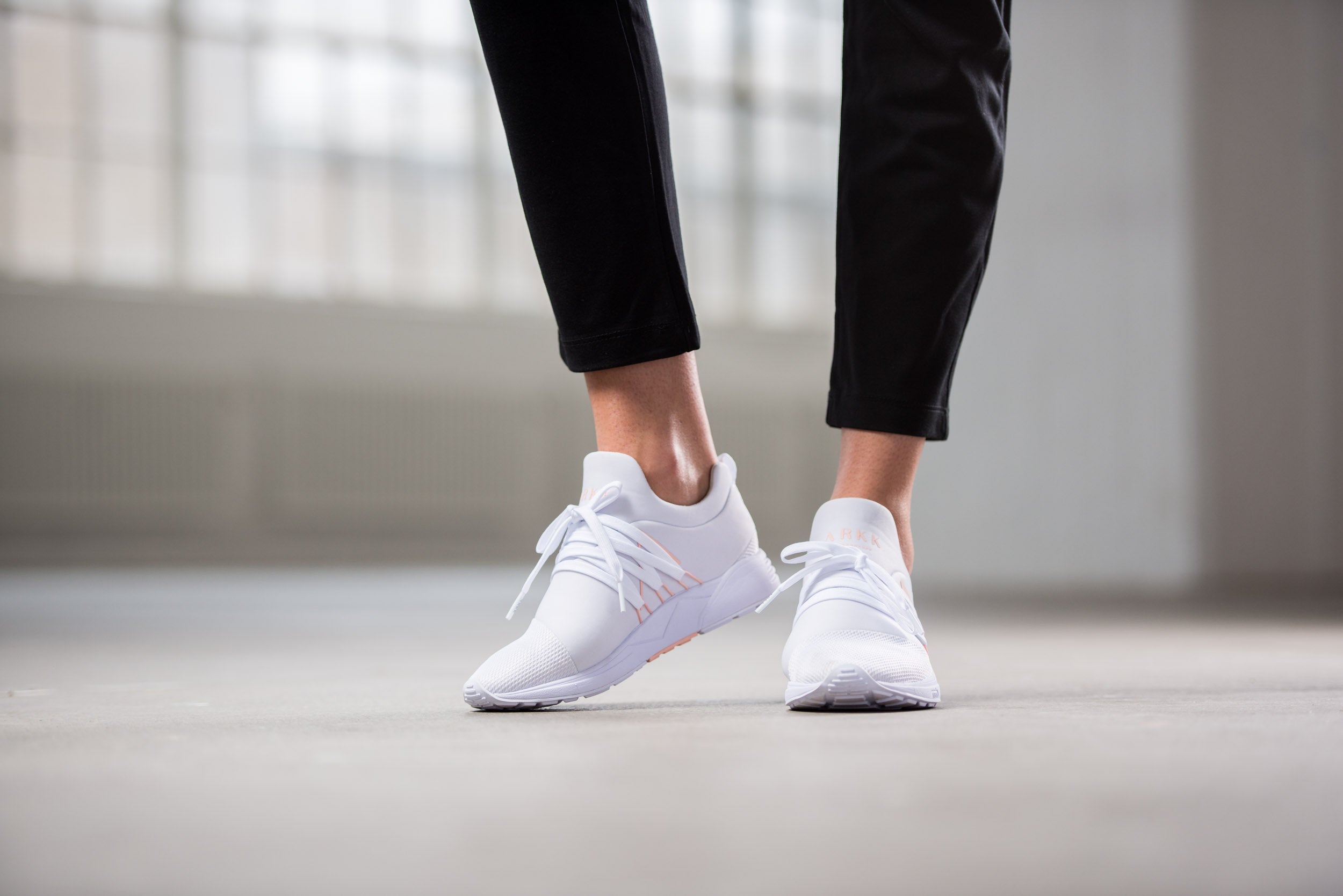 ARKK Collection Raven Mesh S-E15 | White Peach | Women Raven White
