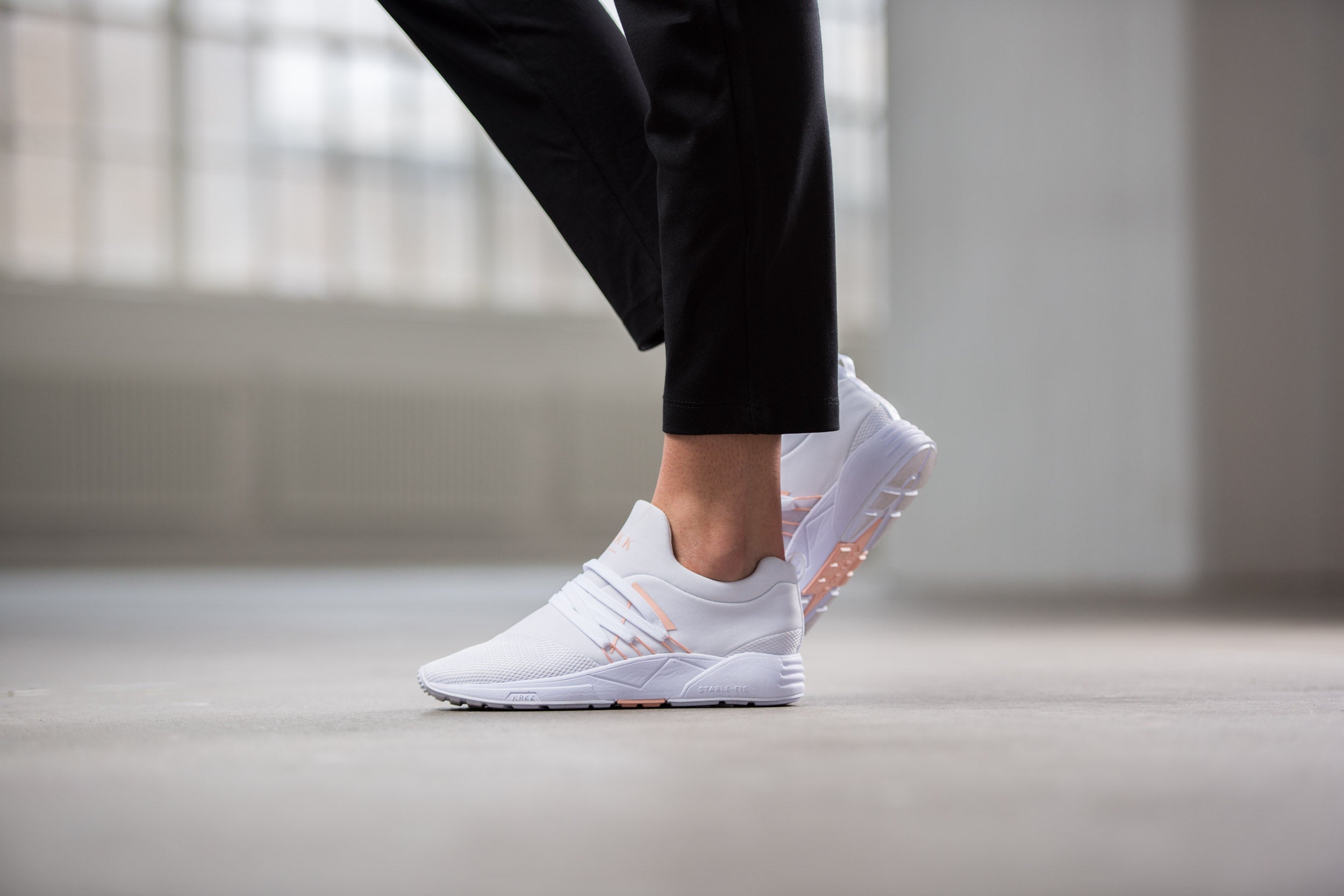 ARKK Collection Raven Mesh S-E15 | White Peach | Women Raven White