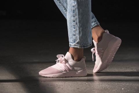 ARKK Copenhagen - Essential Line Raven Mesh Velvet S-E15 Soft Rose White - Women Raven