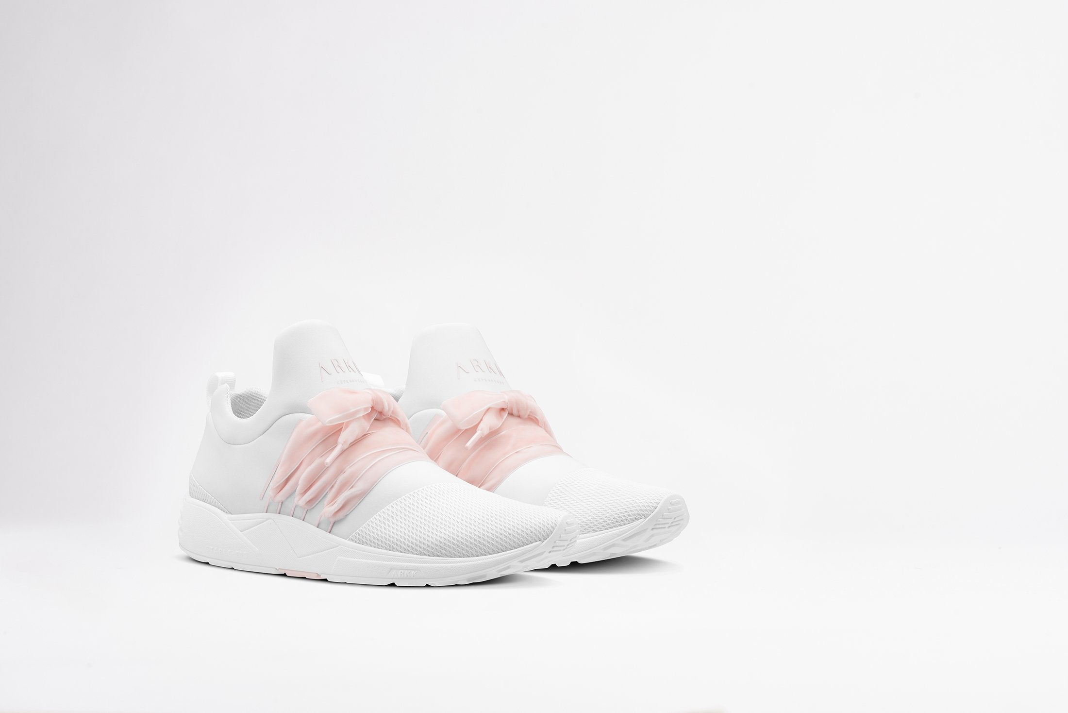 ARKK Copenhagen - Essential Line Raven Mesh Velvet S-E15 White Soft Rose - Women Raven