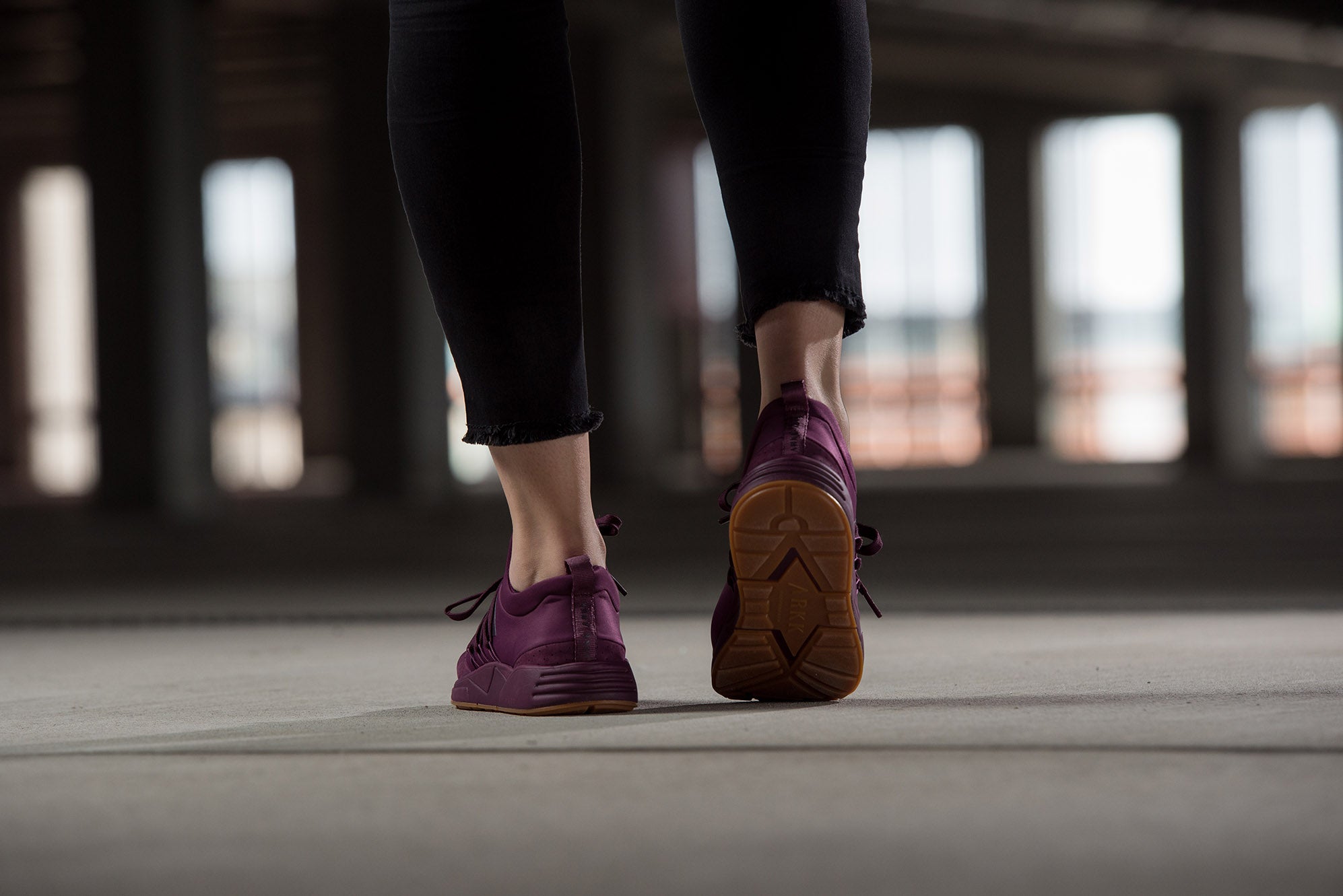 ARKK Collection Raven Nubuck S-E15 Beet Gum - Women Raven Beet