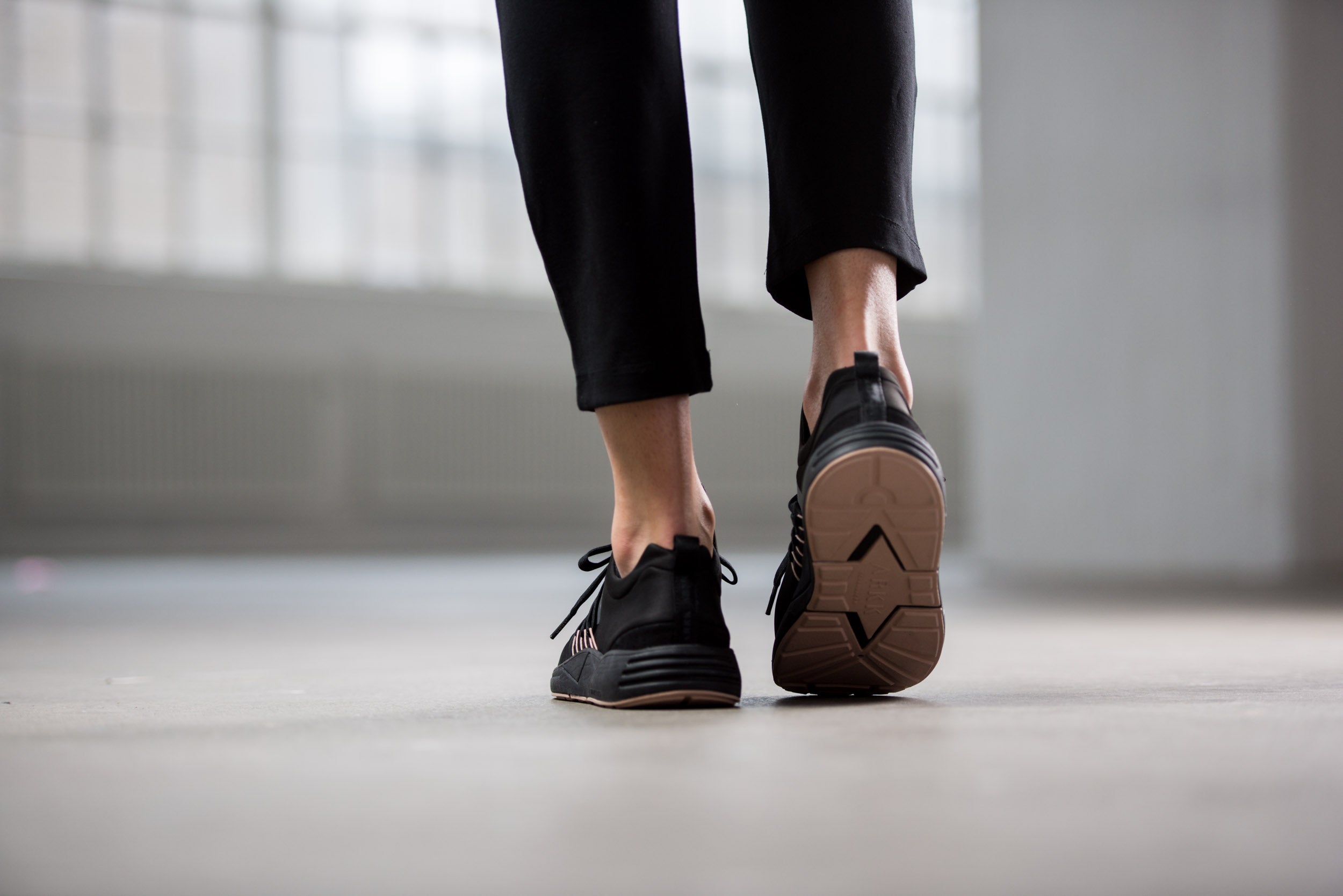 ARKK Collection Raven Nubuck S-E15 Black Roebuck - Women Raven Black