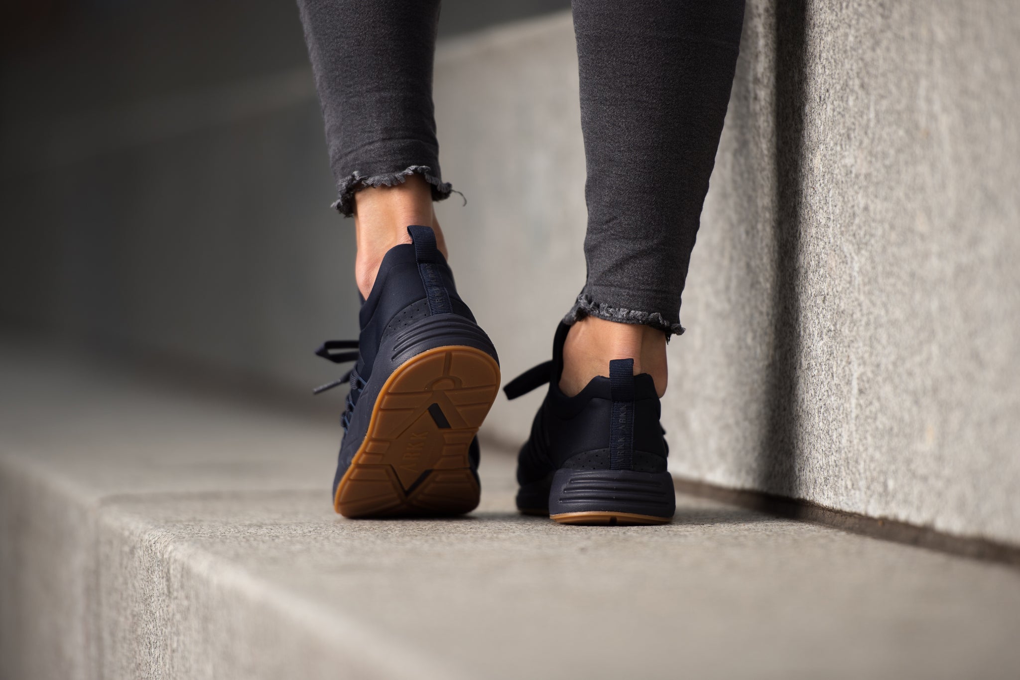 ARKK Collection Raven Nubuck S-E15 Midnight Gum - Women Raven Midnight