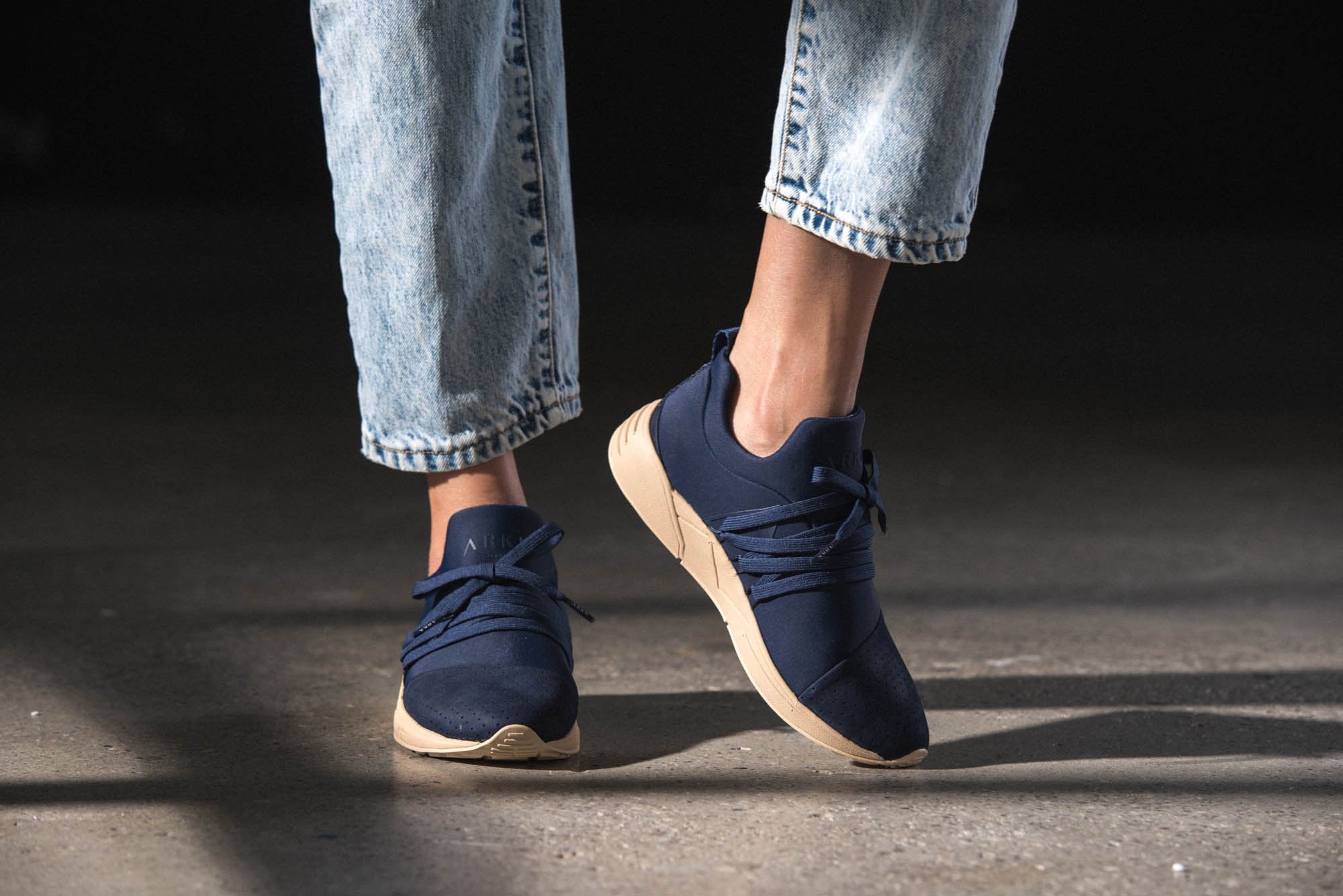 ARKK Copenhagen - Main Line Raven Nubuck S-E15 Navy Tan - Women Raven