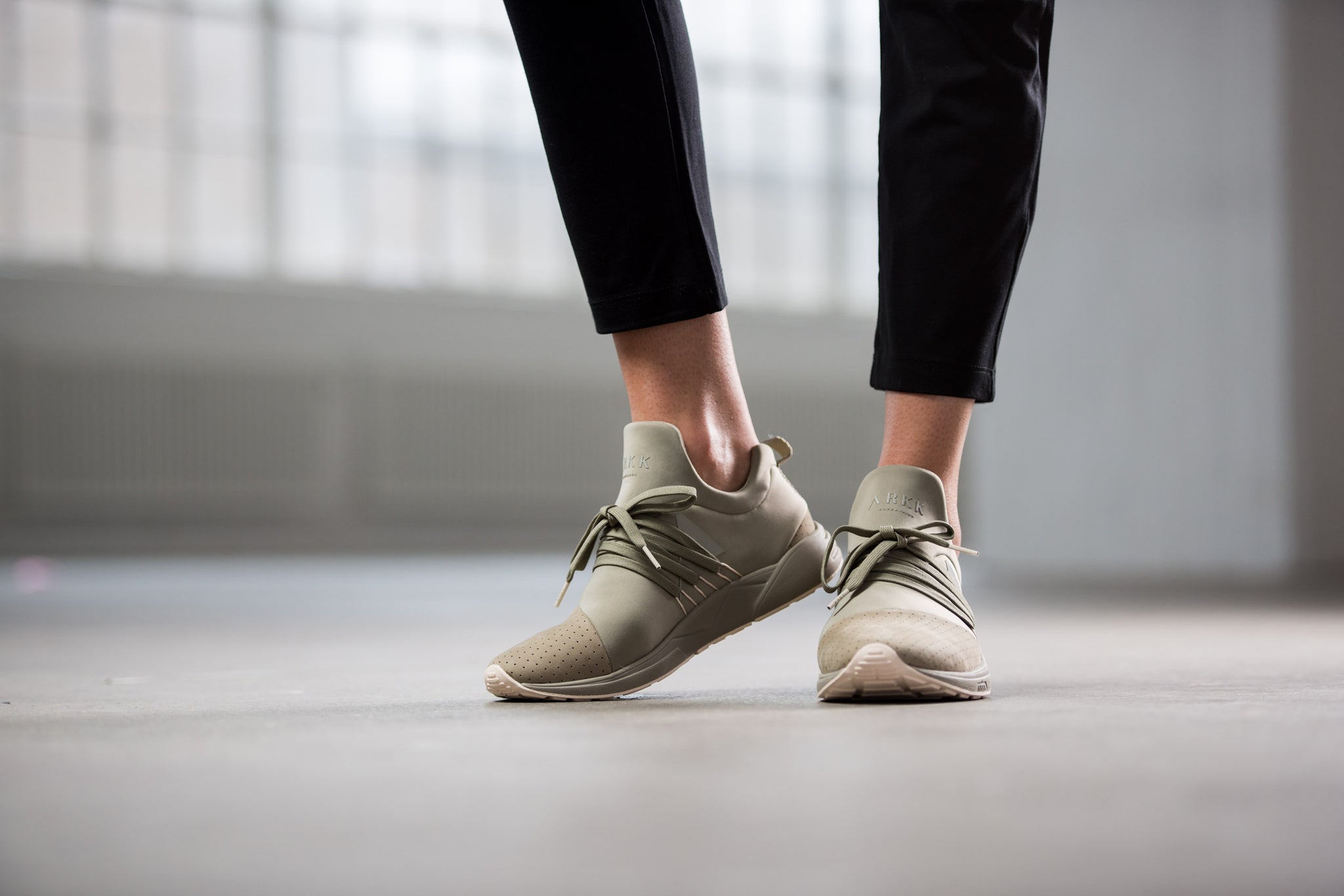 ARKK Collection Raven Nubuck S-E15 Soft Army Creme - Women Raven Soft Army