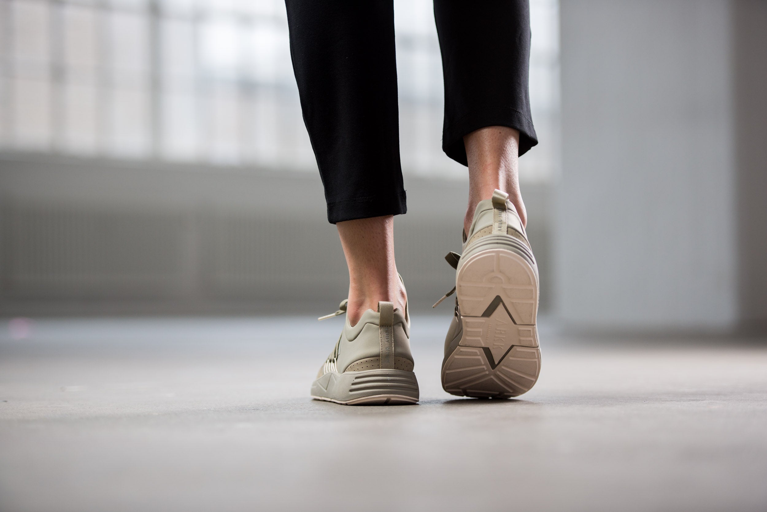 ARKK Collection Raven Nubuck S-E15 Soft Army Creme - Women Raven Soft Army