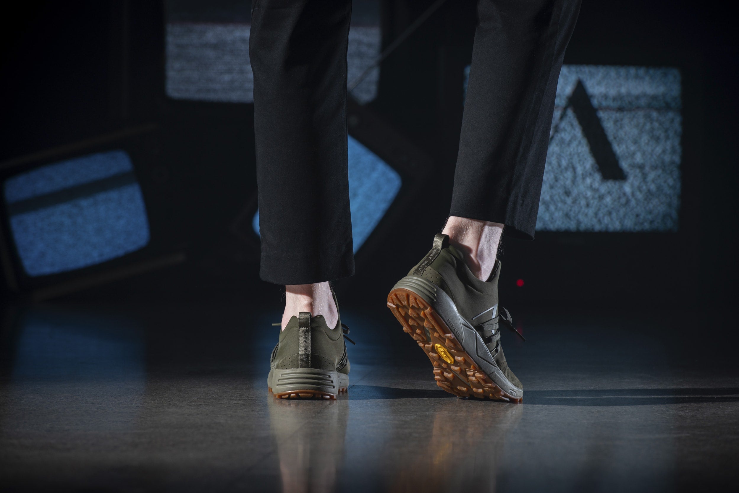 ARKK Collection Raven Nubuck S-E15 Vibram® Dark Army Gum-Men Raven Dark Army