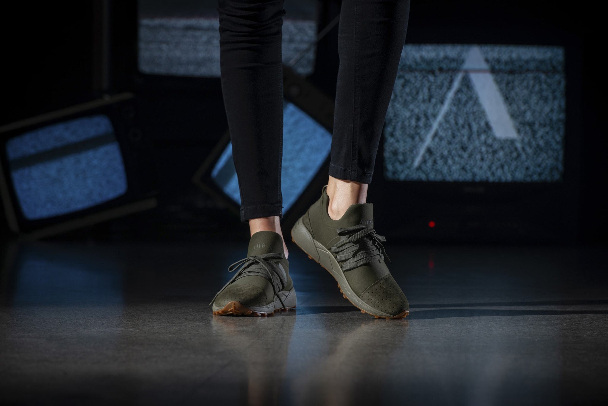 ARKK Copenhagen - Main Line Raven Nubuck S-E15 Vibram® Dark Army Gum-Women Raven Dark Army
