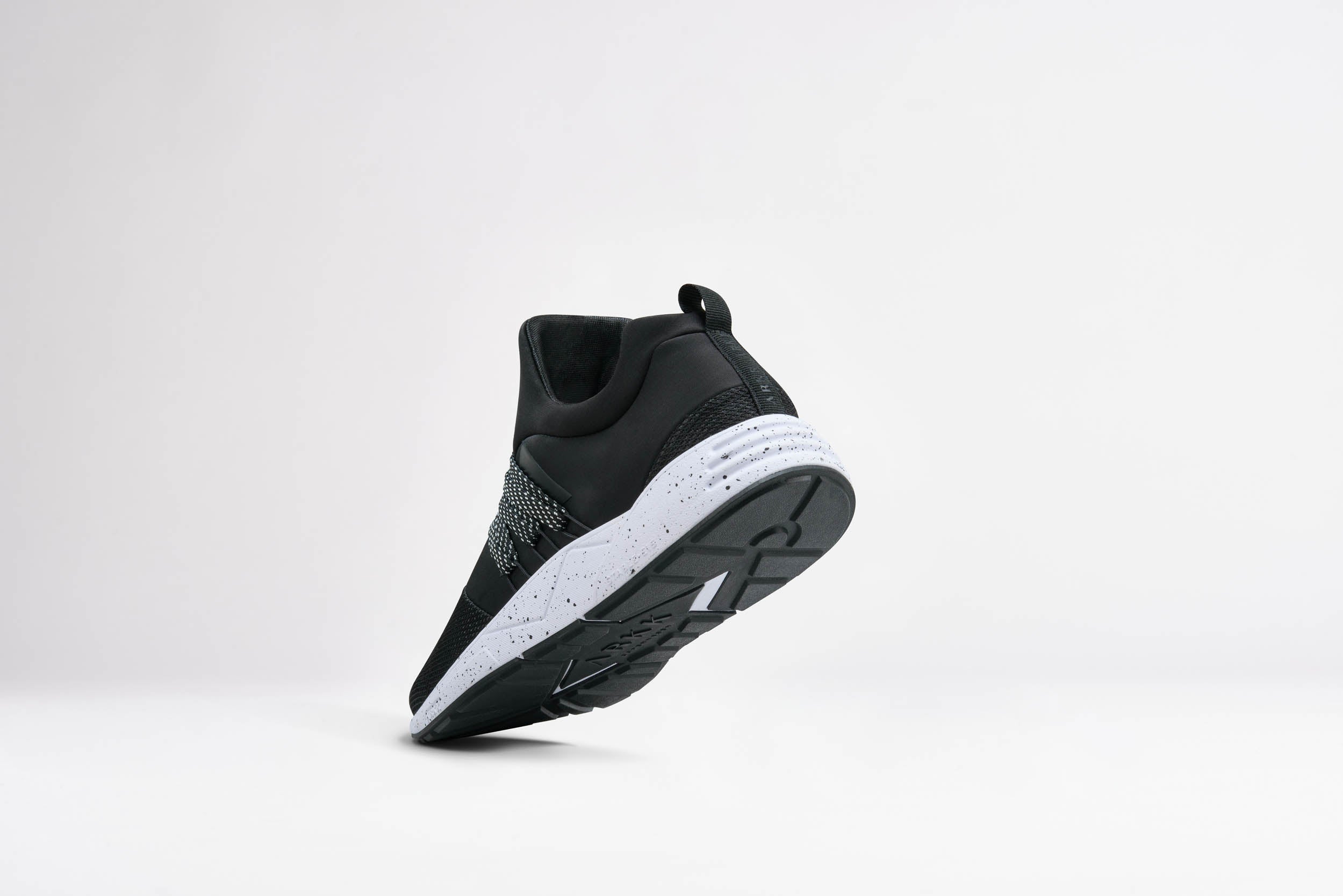 ARKK Collection Raven S-E15 Mesh Black Spray - Women Raven Black
