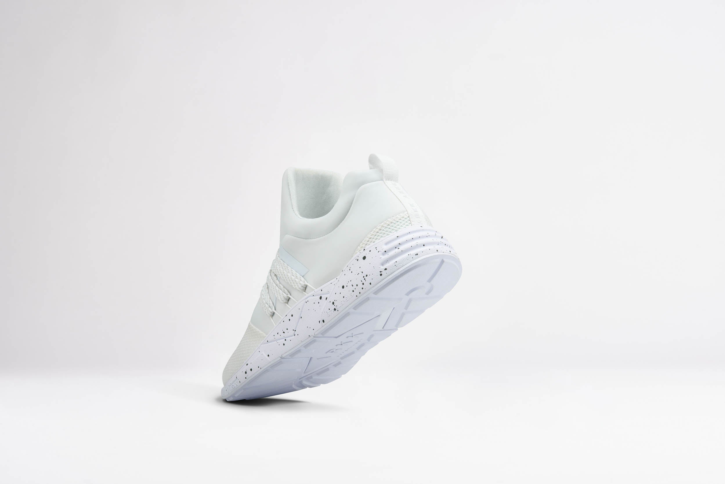 ARKK Collection Raven S-E15 Mesh White Spray - Women Raven White