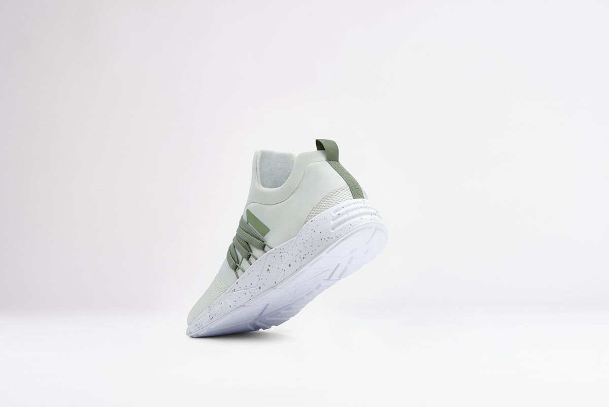 ARKK Collection Raven S-E15 White Granite Green Spray - Women Raven White