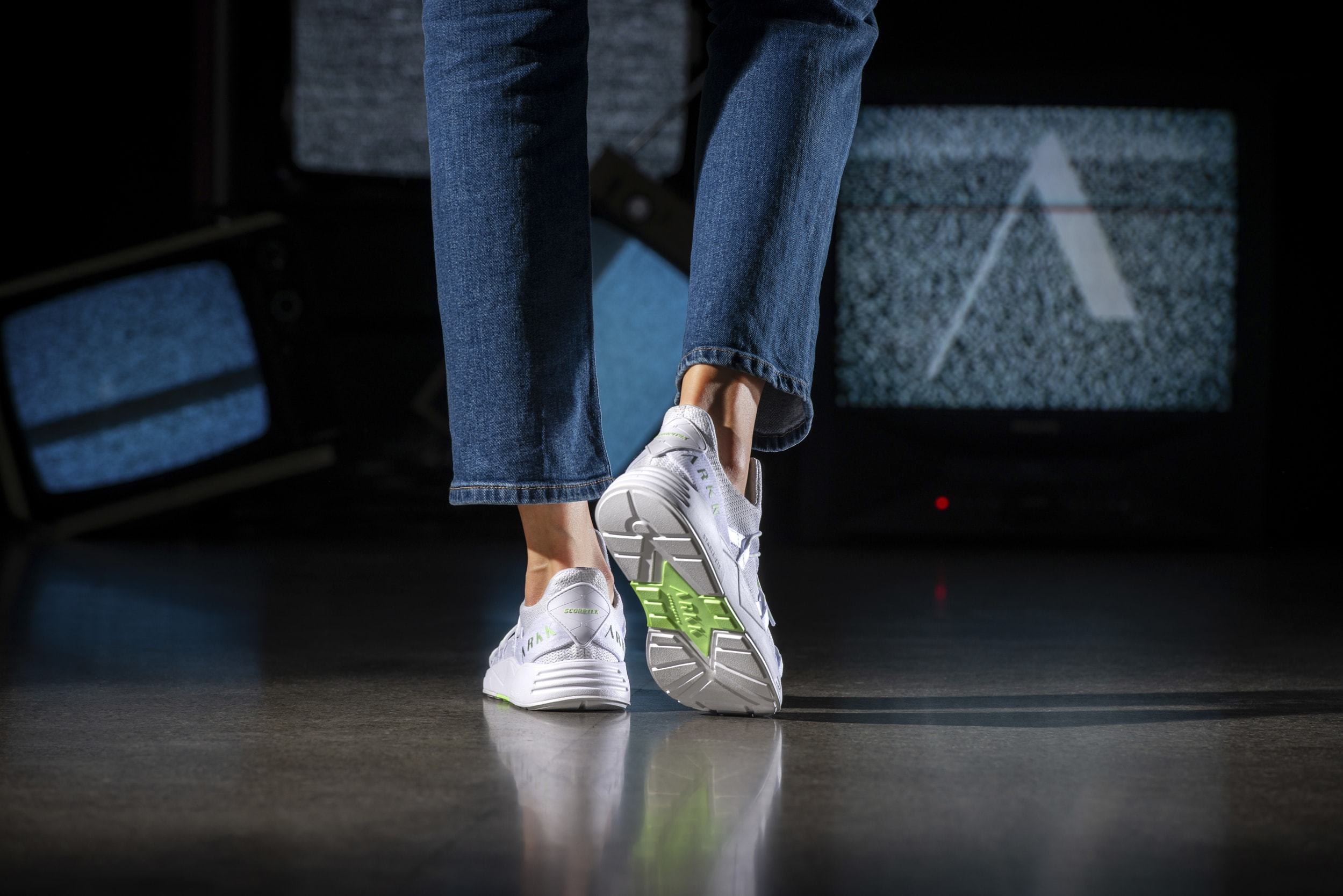 ARKK Copenhagen - Superior Line Scorpitex Mesh S-E15 White Luminious Green-WOMEN Scorpitex White
