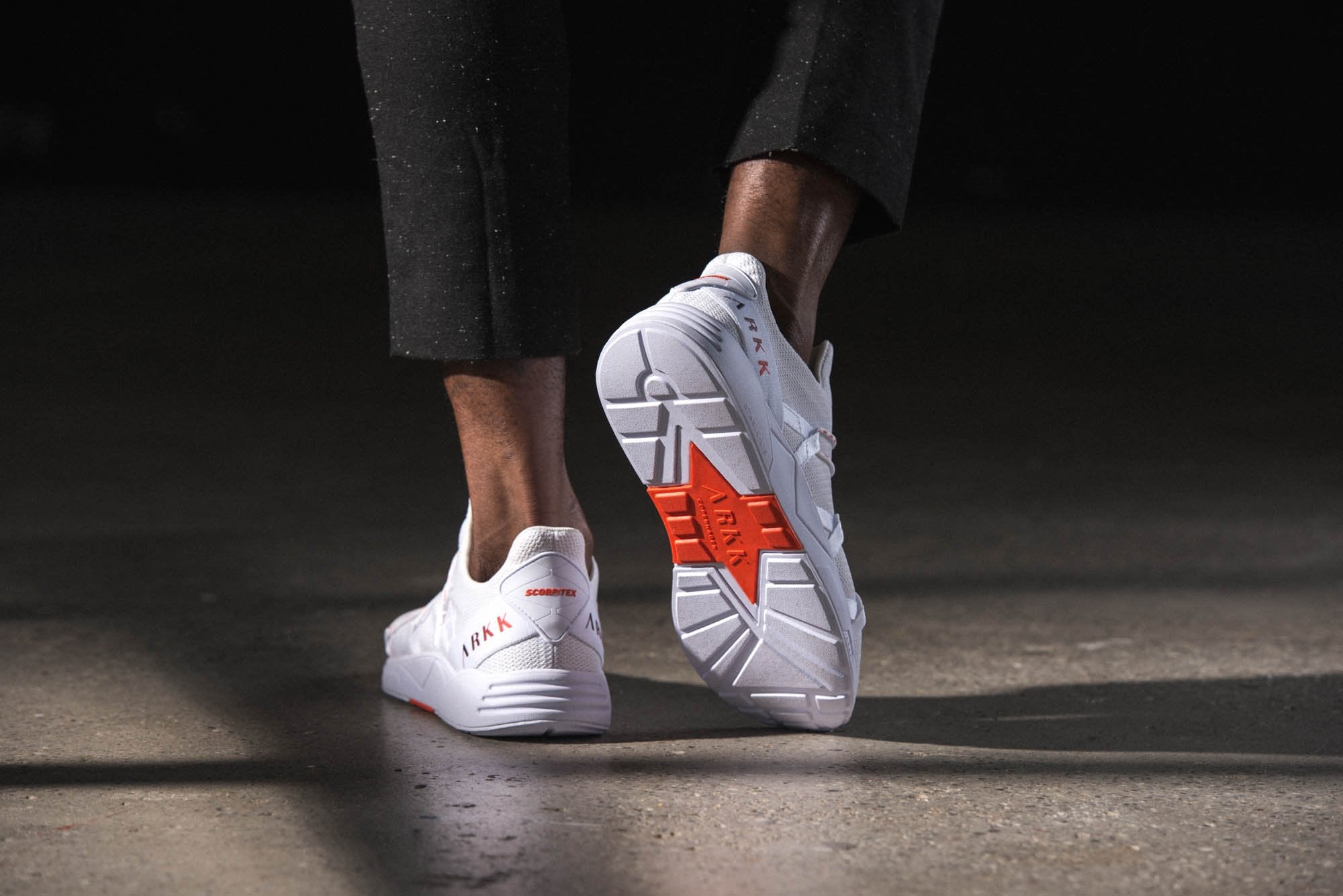 ARKK Copenhagen - Superior Line Scorpitex S-E15 White Bright Red - Men Scorpitex