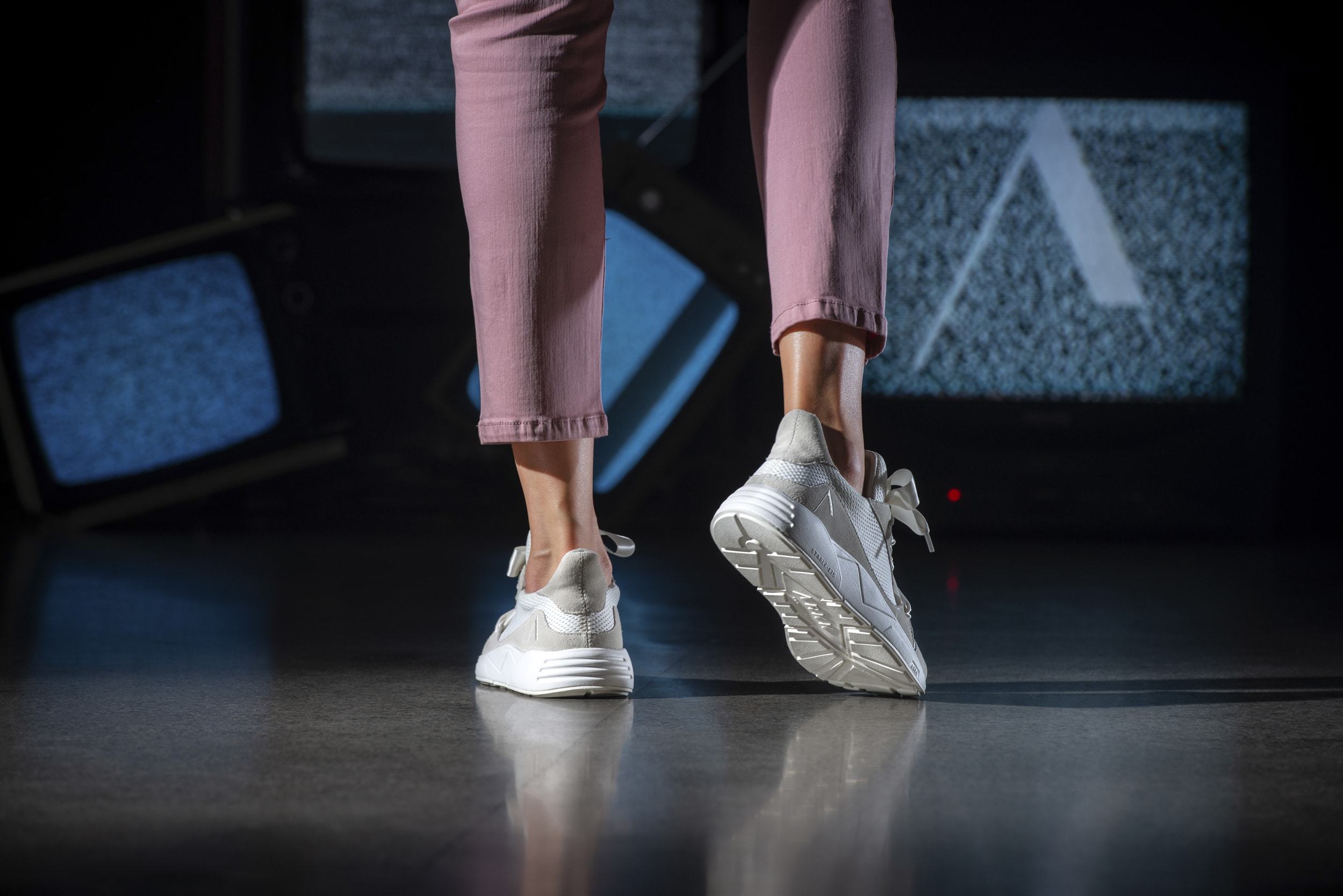 ARKK Copenhagen - Essential Line Serinin Mesh S-E15 Off White - Women Serinin Off White