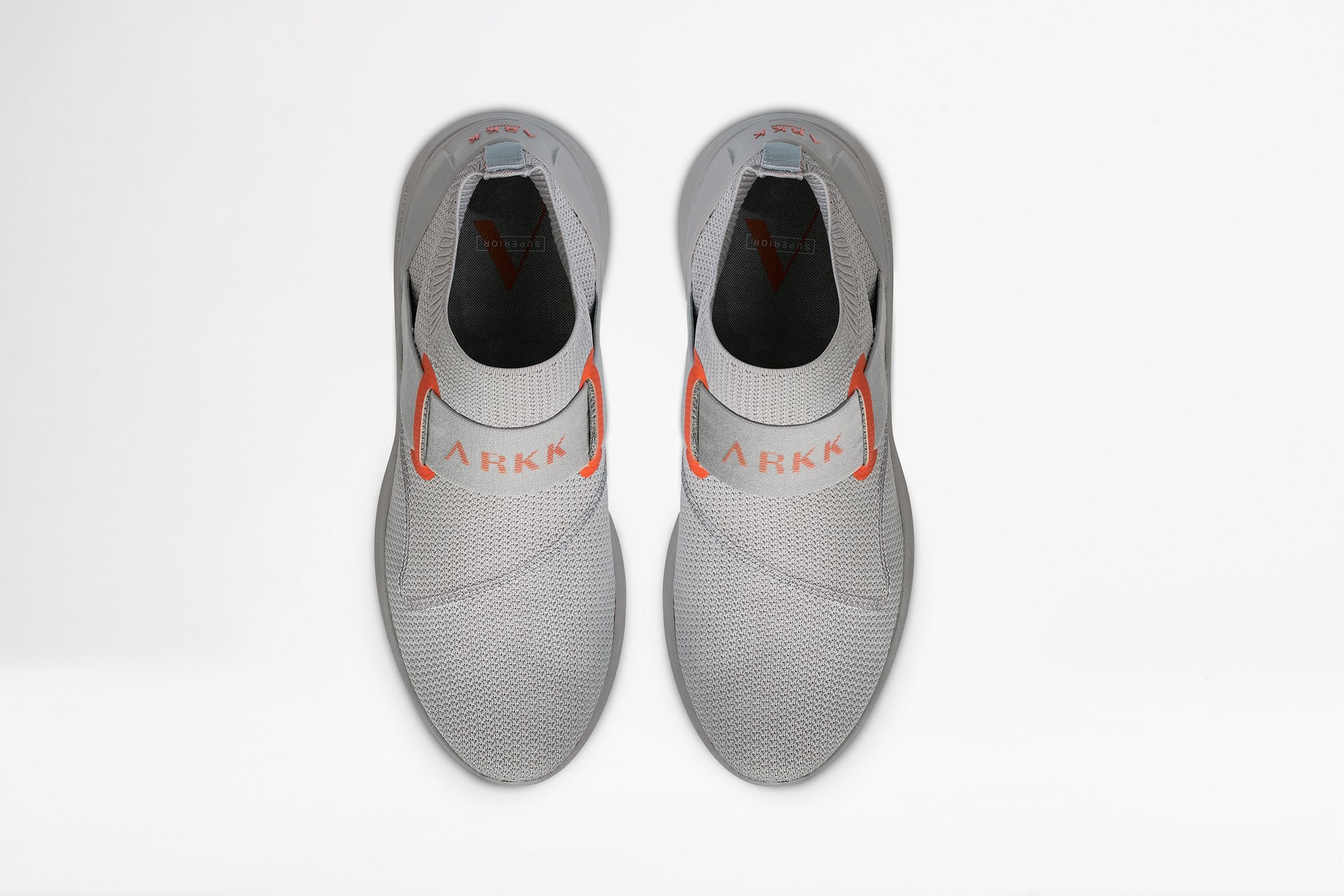 ARKK Copenhagen - Superior Line Spyqon FG 2.0 H-X1 Dove Grey Bright Red - Women Spyqon