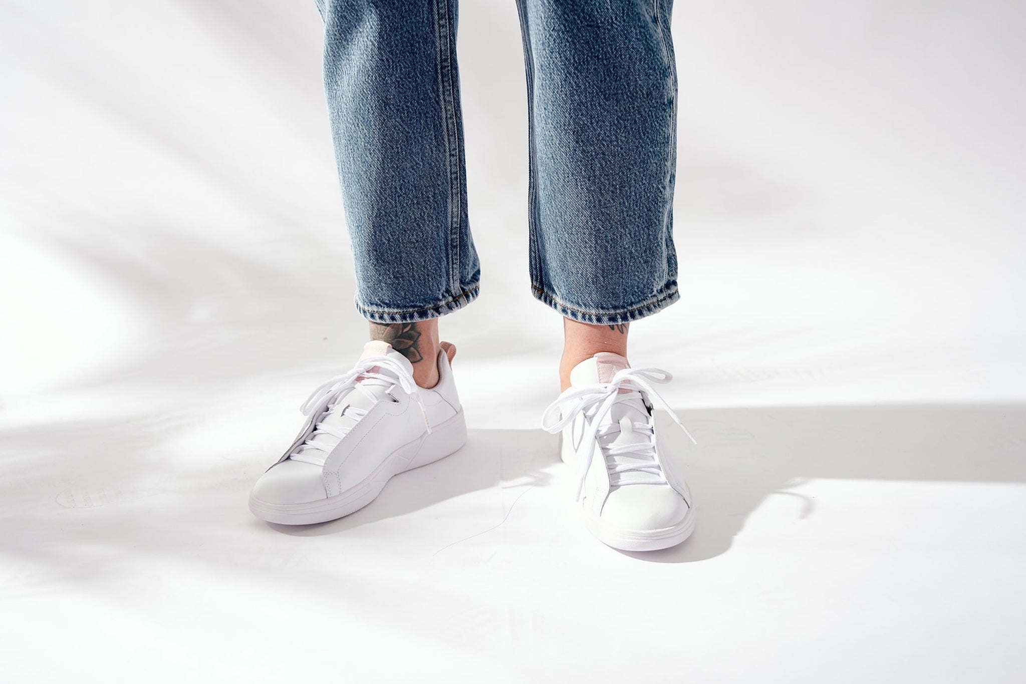 ARKK NOS Uniklass Leather S-C18 White Shell Pink - Women Uniklass
