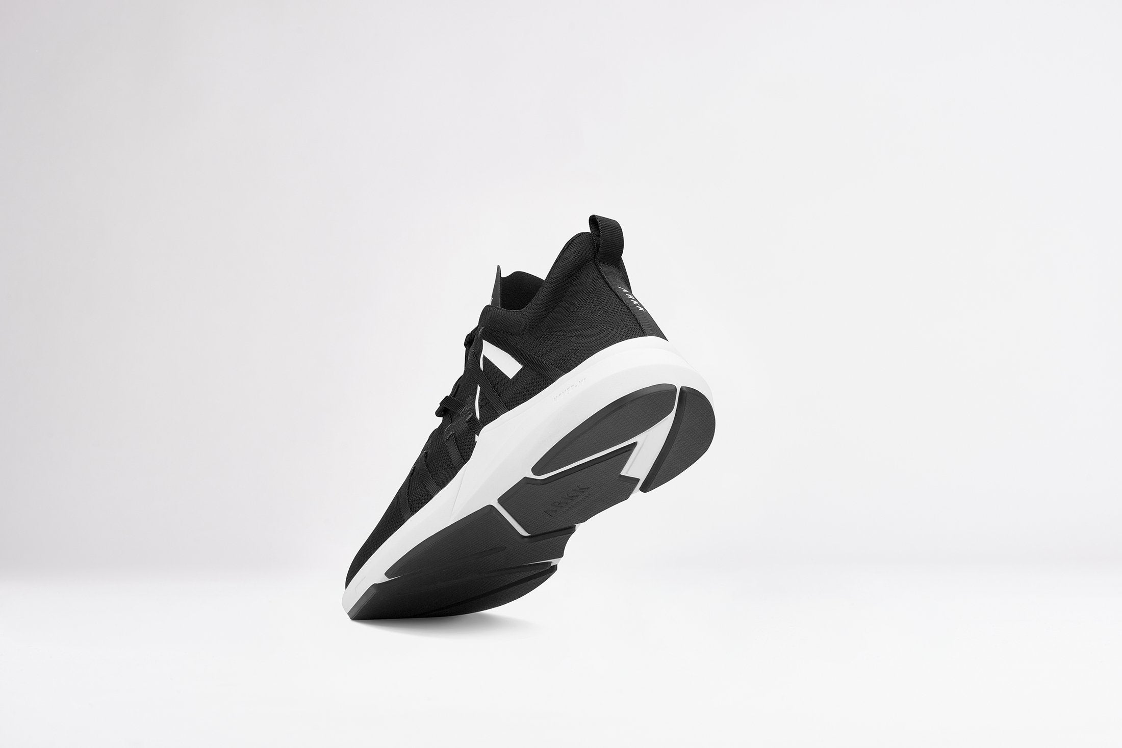 ARKK Copenhagen - Essential Line Velcalite CM H-X1 Black White - Women Velcalite