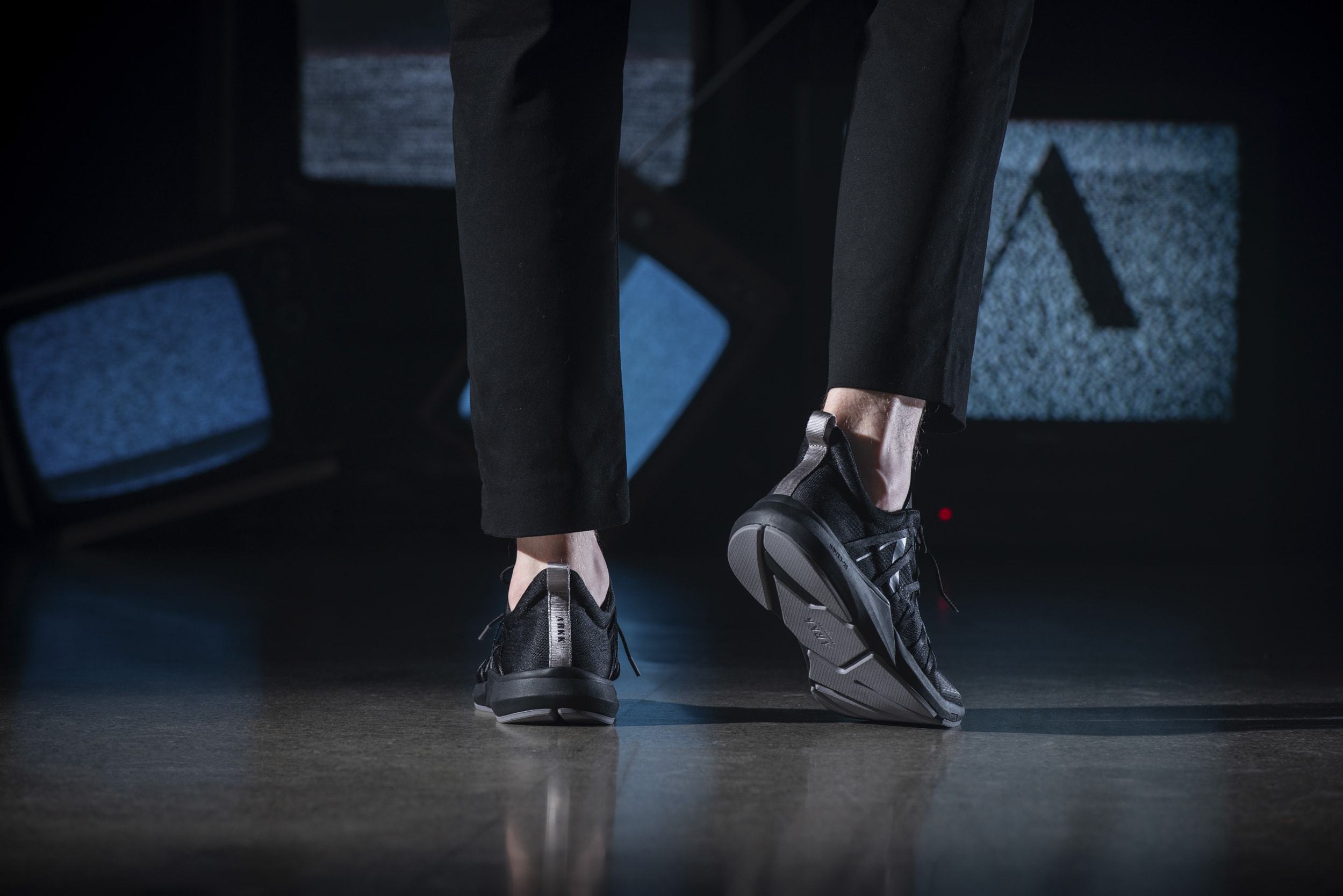 ARKK Copenhagen - Essential Line Velcalite CM H-X1 Black Wind Grey-Men Velcalite Black