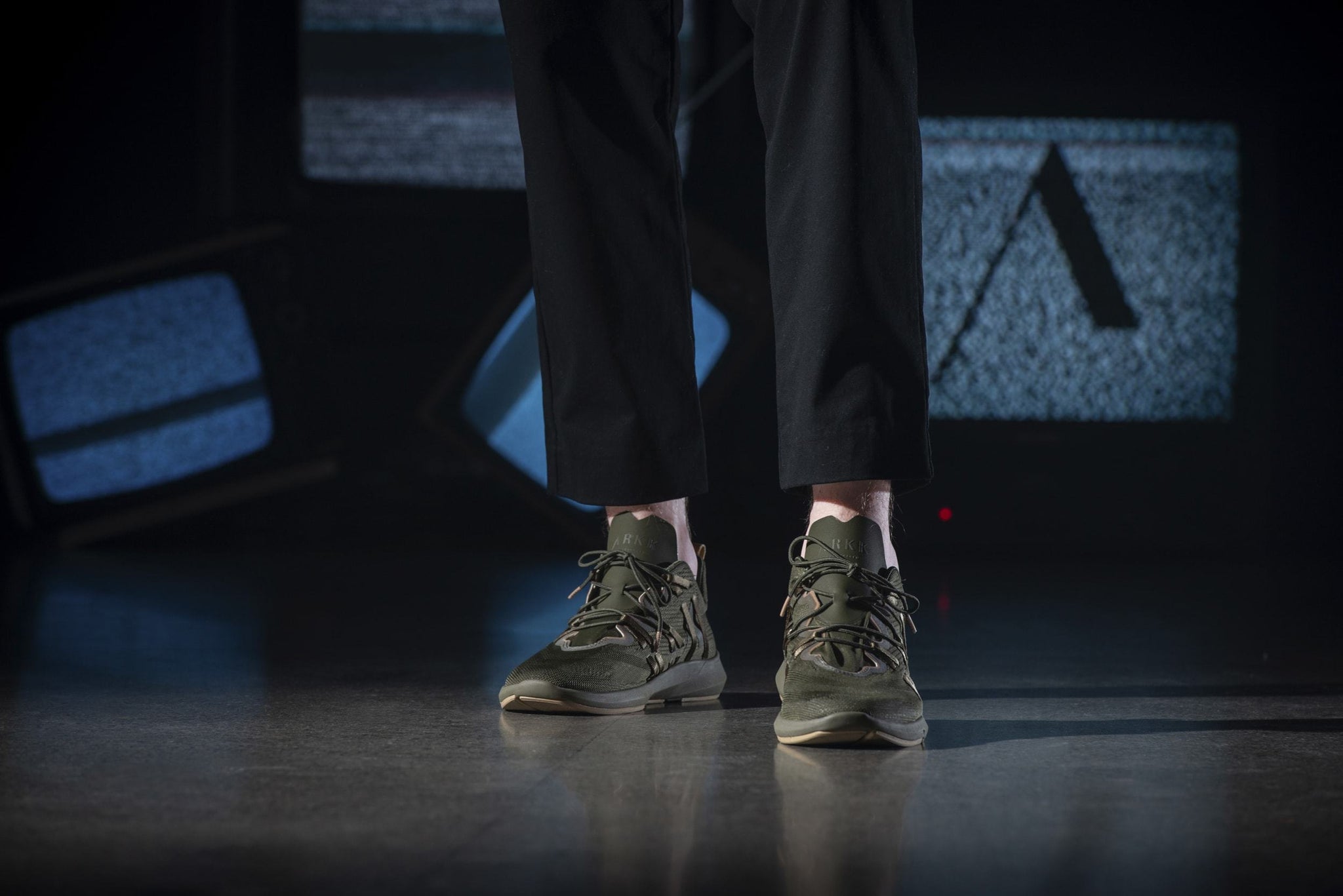 ARKK Copenhagen - Essential Line Velcalite CM H-X1 Dark Army Tan-Men Velcalite Dark Army