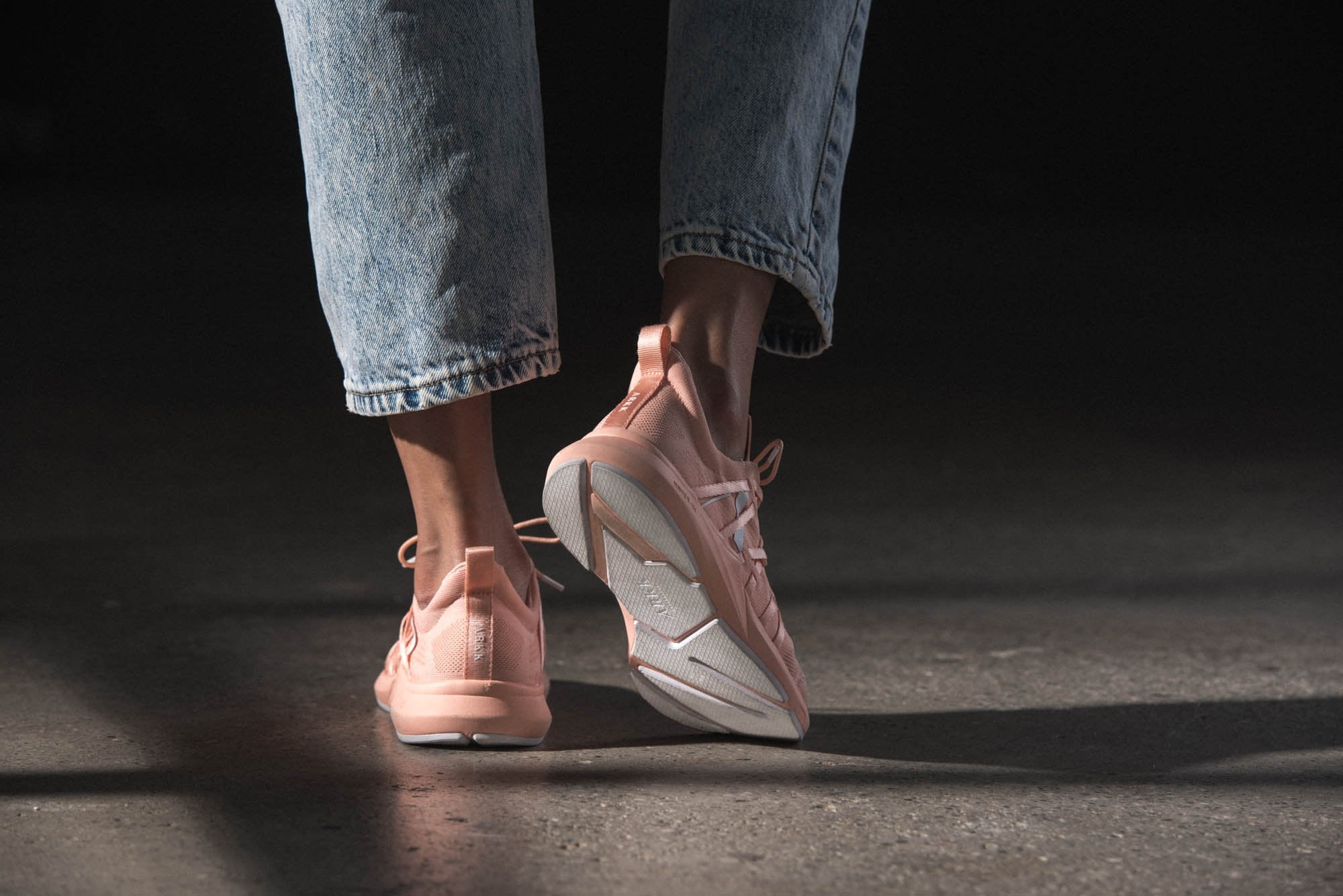 ARKK Copenhagen - Essential Line Velcalite CM H-X1 Soft Peach White - Women Velcalite