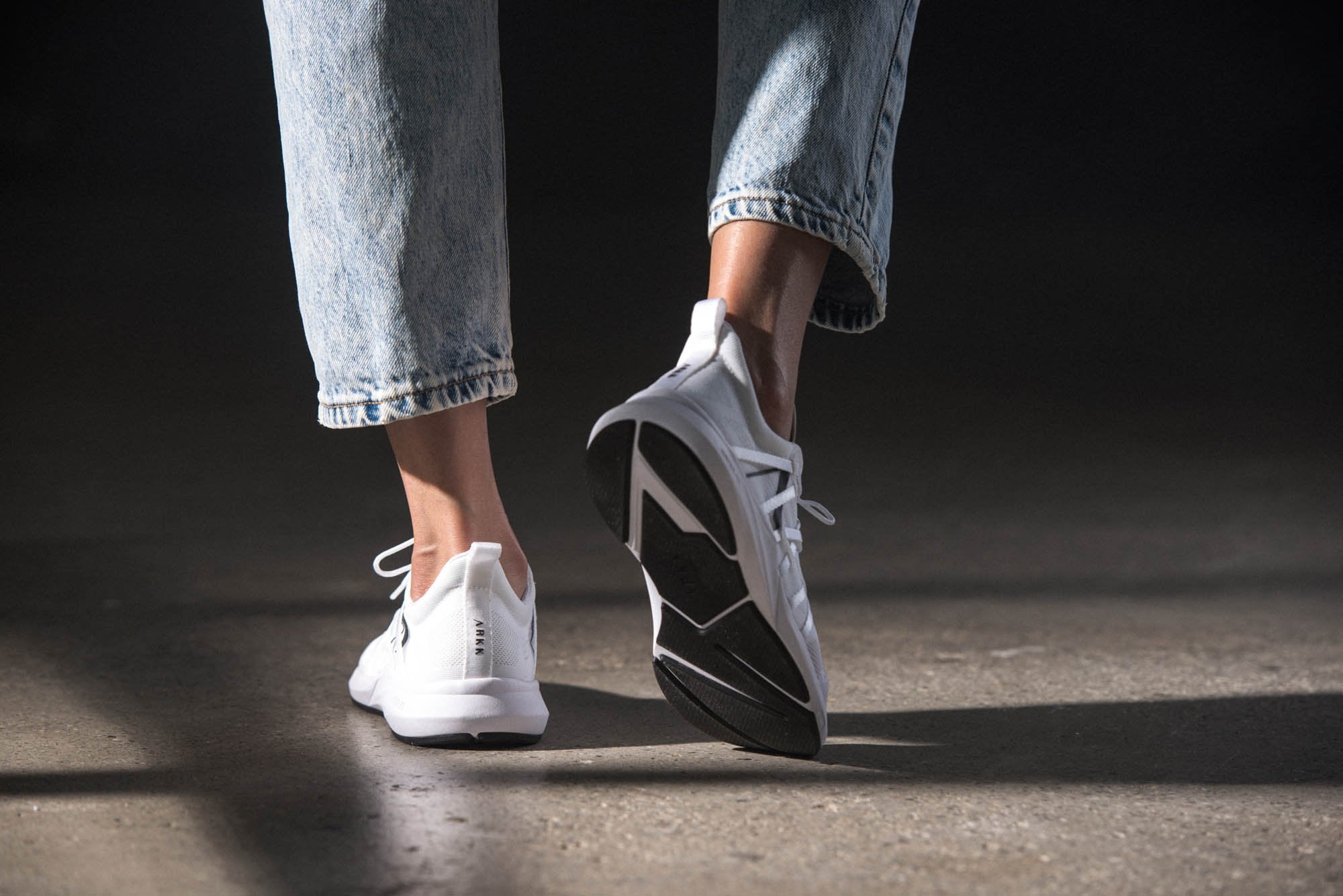 ARKK Copenhagen - Essential Line Velcalite CM H-X1 White Black - Women Velcalite